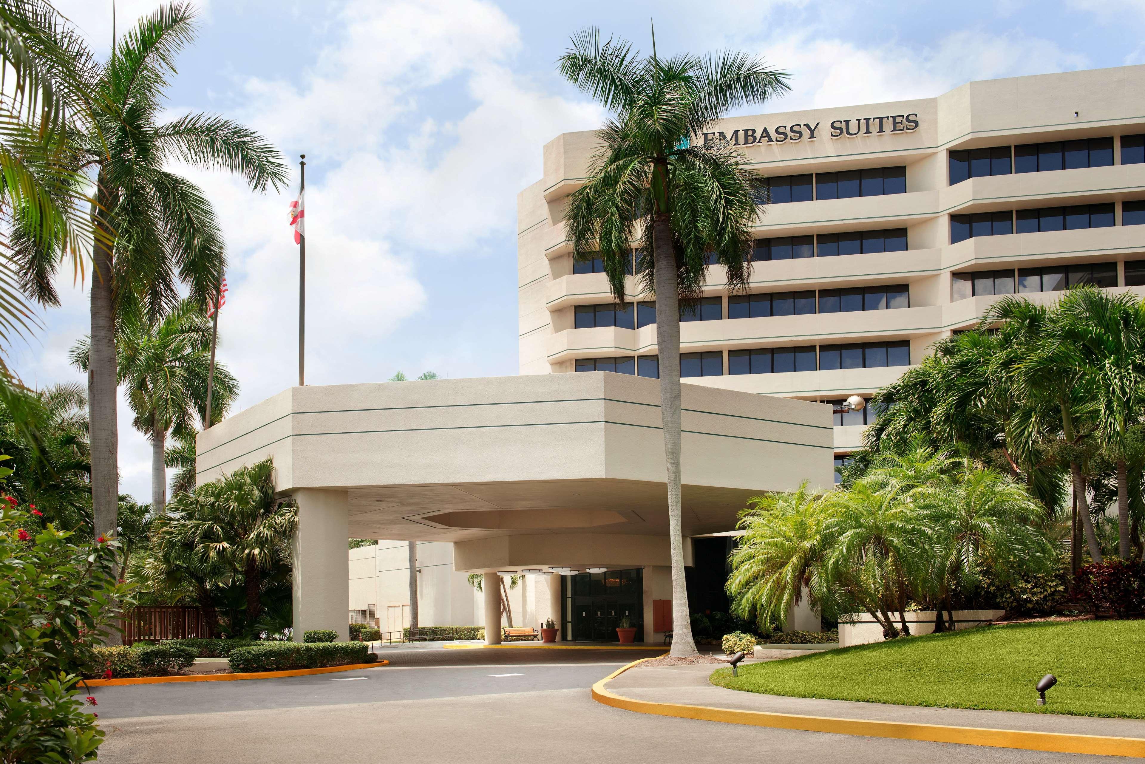 Embassy Suites Бока-Ратон Экстерьер фото